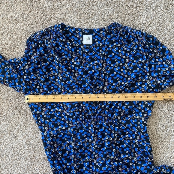 CAbi The Ten Dress Womens Large V-Neck Blue Floral Long Sleeve Lined #5772 - Picture 9 of 10